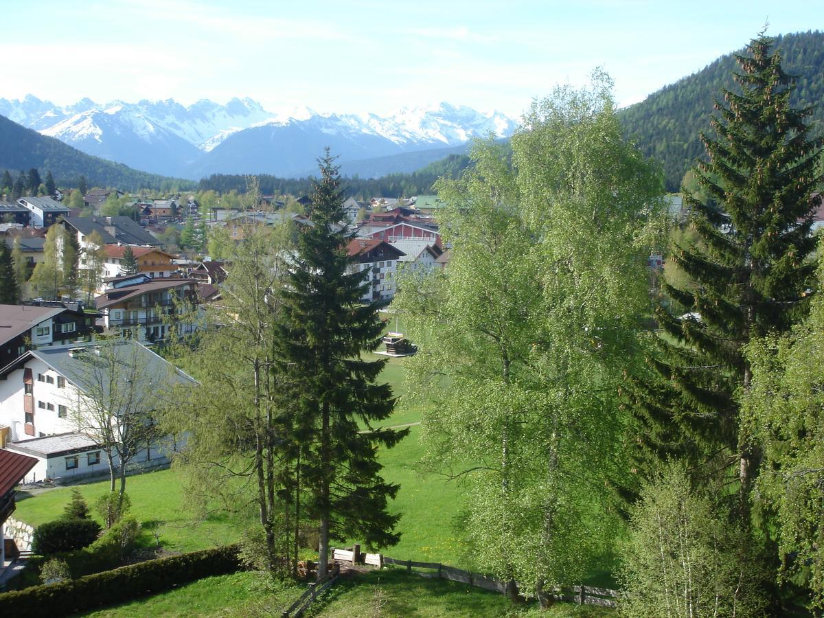 Landhaus Frenes Apartments Seefeld in Tirol Eksteriør bilde