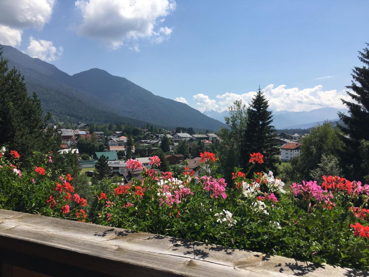 Landhaus Frenes Apartments Seefeld in Tirol Eksteriør bilde