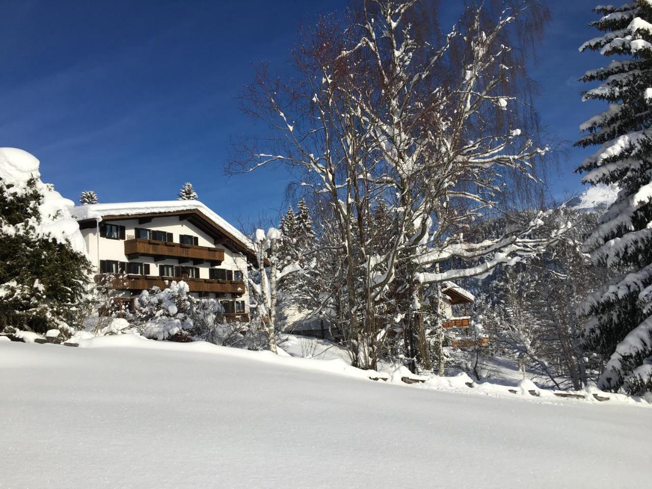 Landhaus Frenes Apartments Seefeld in Tirol Eksteriør bilde